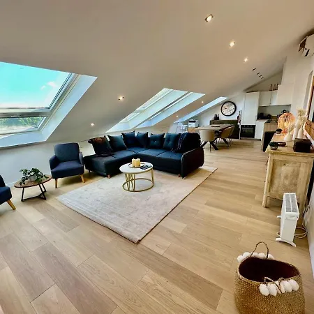 Gorgeous 2 Bedrooms Brand New Sea View Apartment Antibes