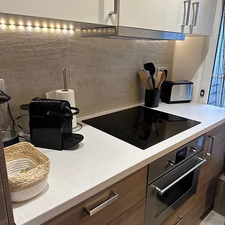 Daire Gorgeous 2 Bedrooms Brand New Sea View