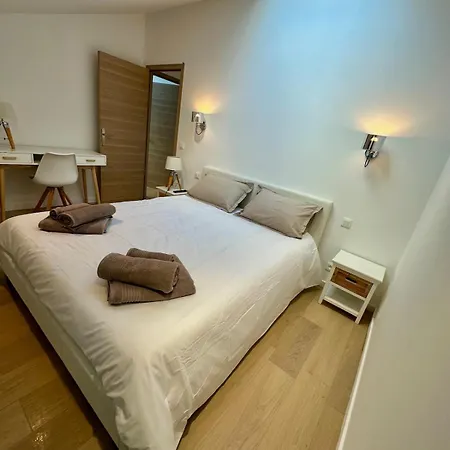 Gorgeous 2 Bedrooms Brand New Sea View Antibes